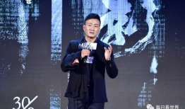 娱乐圈吃瓜脱口秀演员,揭秘吃瓜脱口秀演员的幕后故事